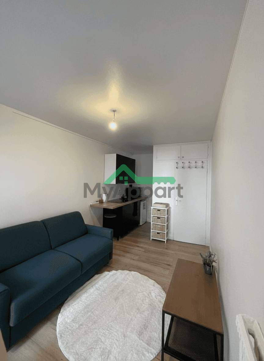 Studio à louer Paris 18 — photo 1