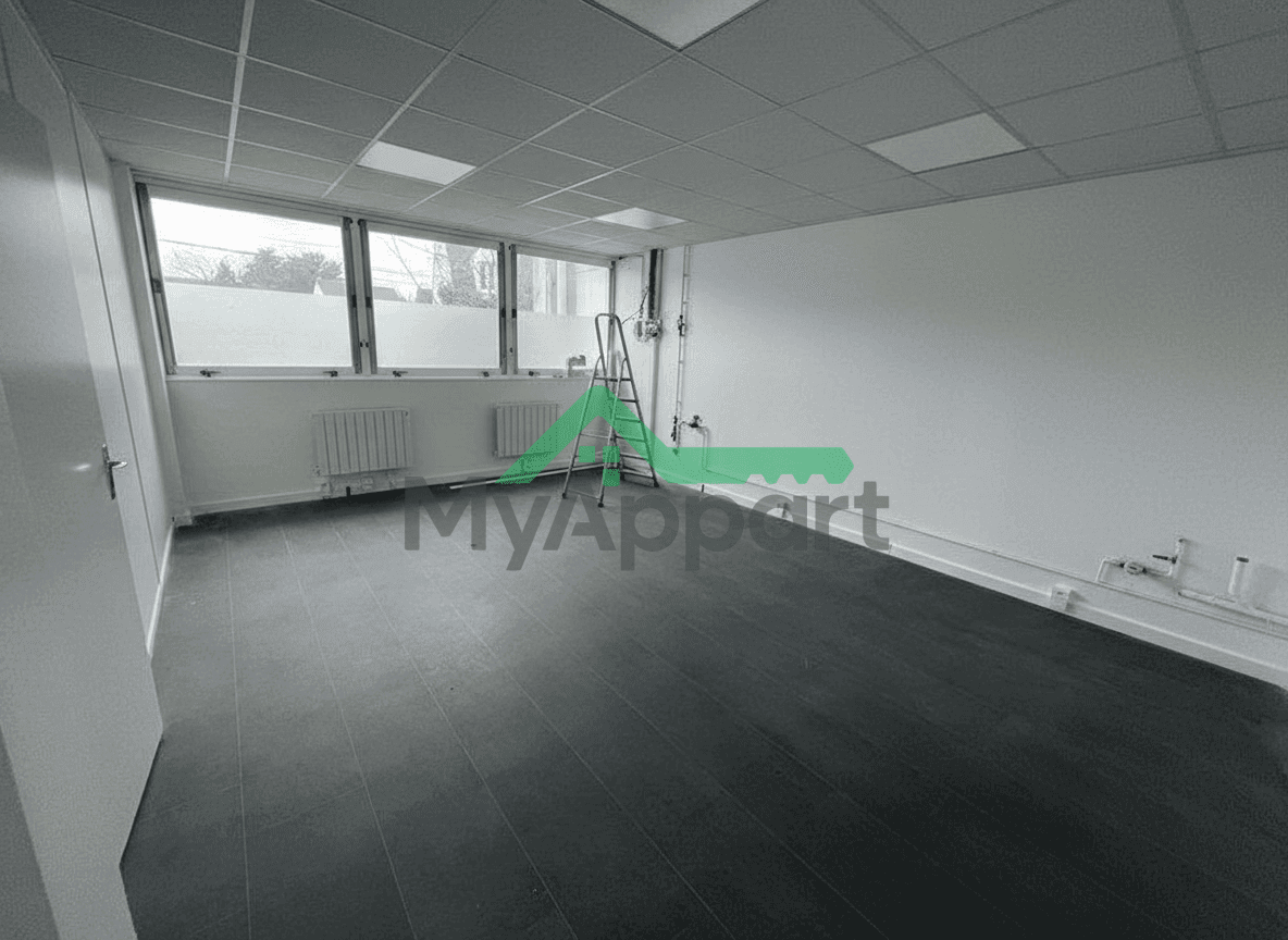 Local 38m2 2 pièces 570 euro — photo 1