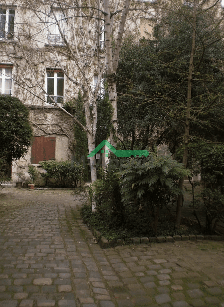 Studio 1 pièce 32 m² — photo 1