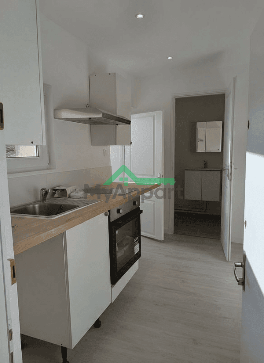 T3 rénové à neuf en centre-ville Apt — photo 1