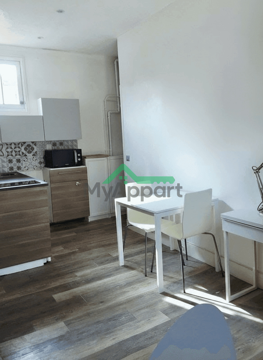 Deux pièces Paris 15 — photo 1