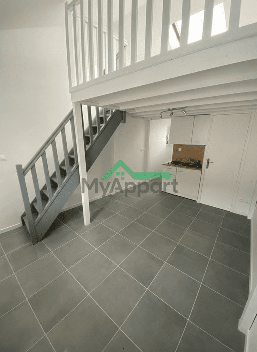 Studio avec mezzanine ARRAS — photo 1