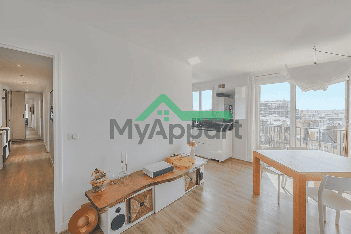 Location T4 meublé - 65 m² - Paris 15e - Convention / Porte de Versailles - Balcon, vue dégagée, étage élevé — photo 1