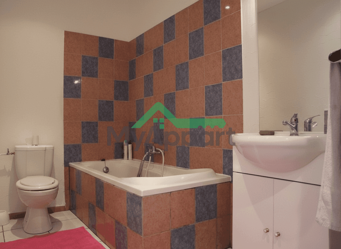 Studio mezzanine 3eme etage — photo 1