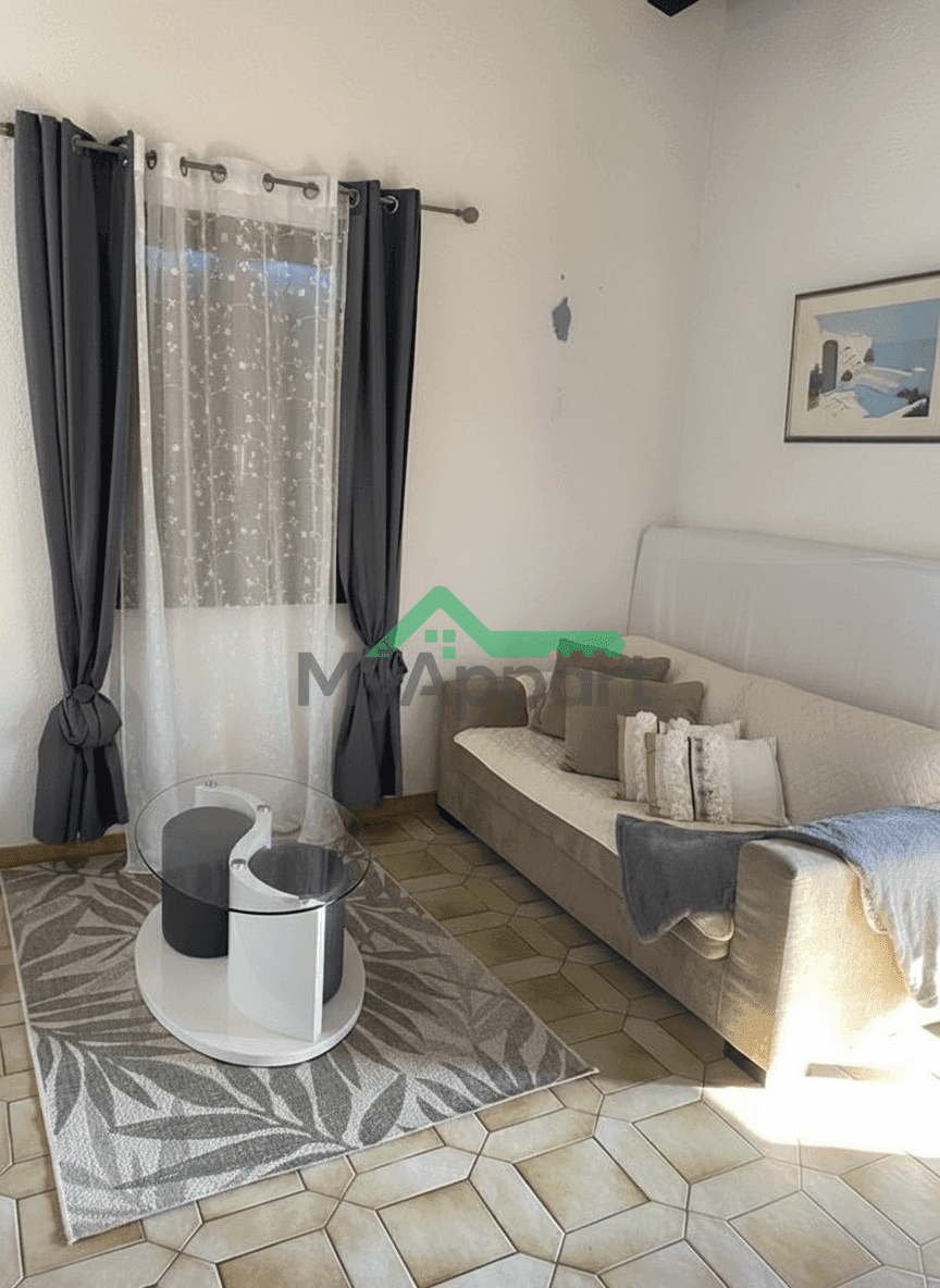 Location Meublé — photo 1