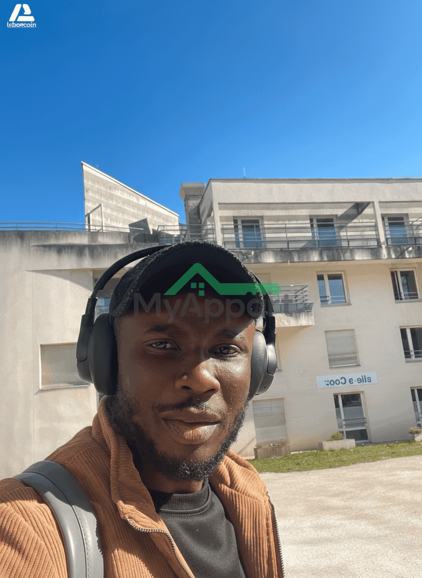 Besoin d'une chambre en colocation ou seul entre 350-500 ( charges comprises) — photo 1