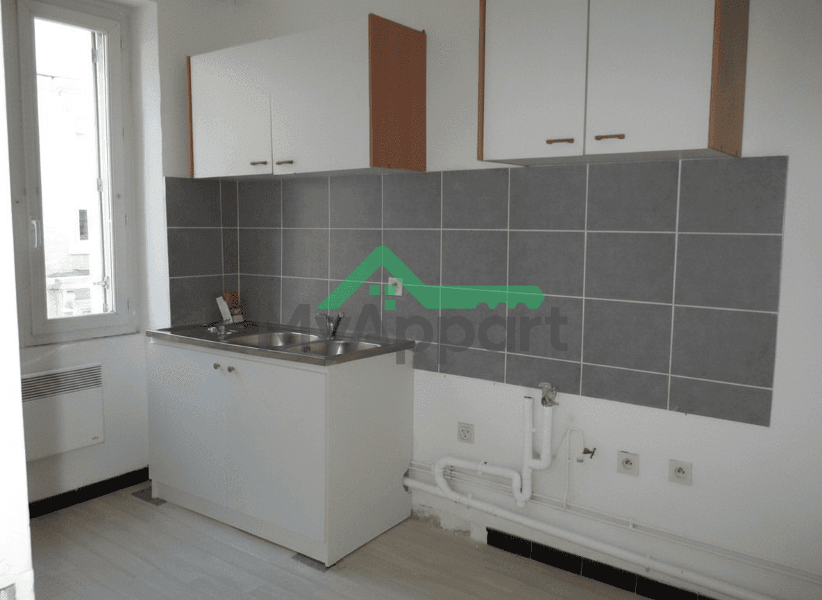 Appartenent T2 centre-ville Alés — photo 1