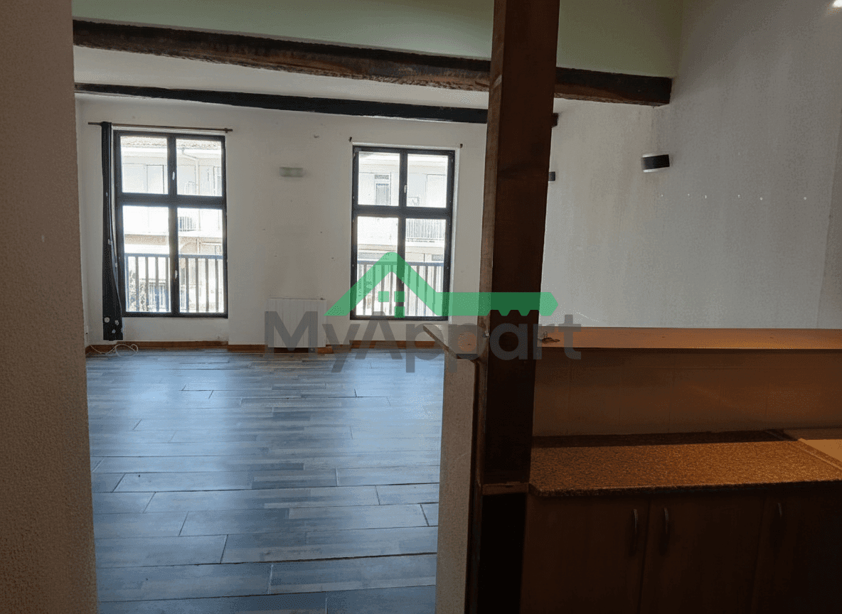 Appartement t2 mezzanine caussade centre — photo 1