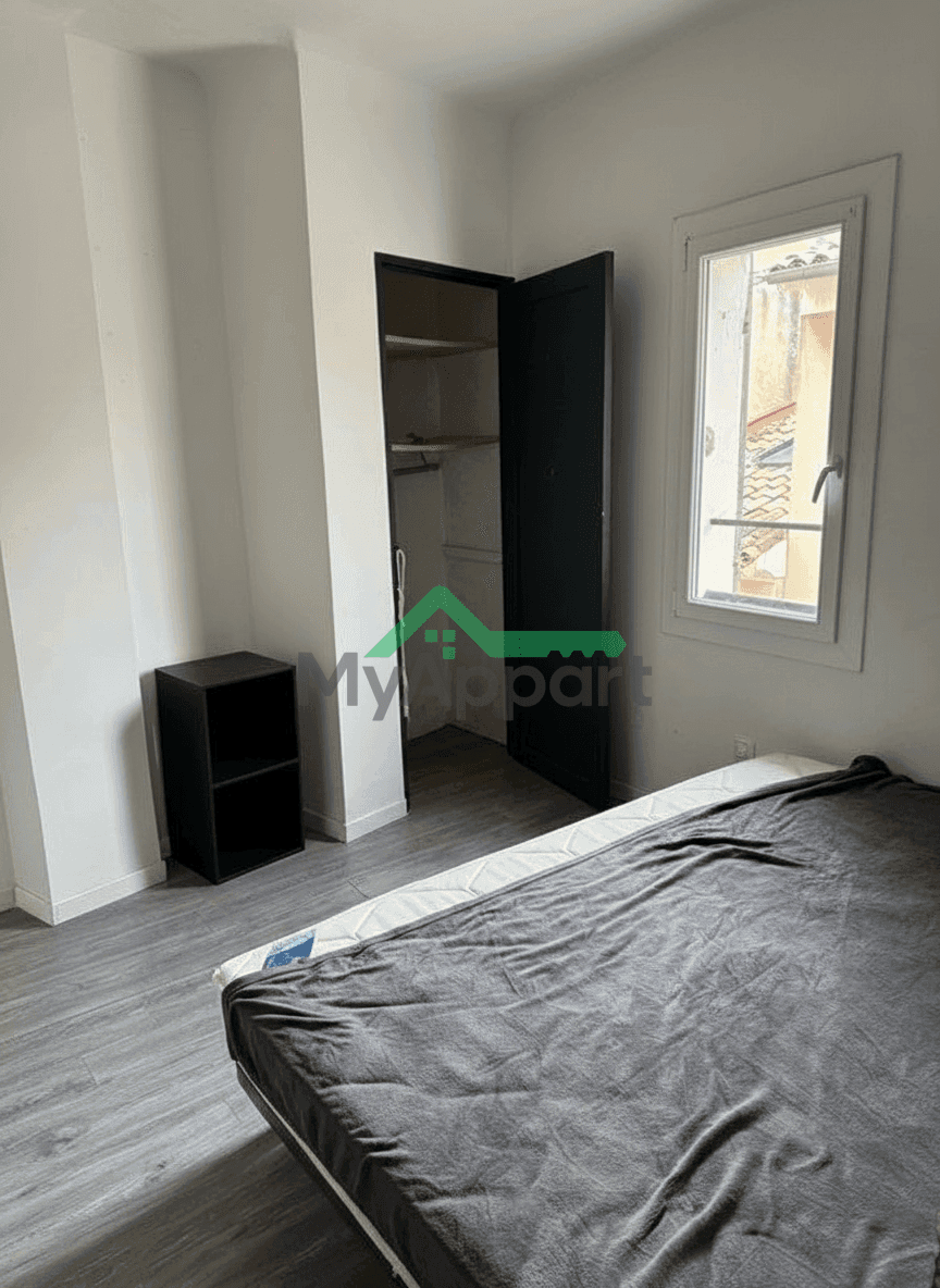 Location T2 — photo 1