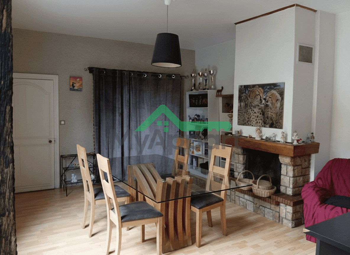 Appartement en plein centre-ville avec jardin et garage — photo 1