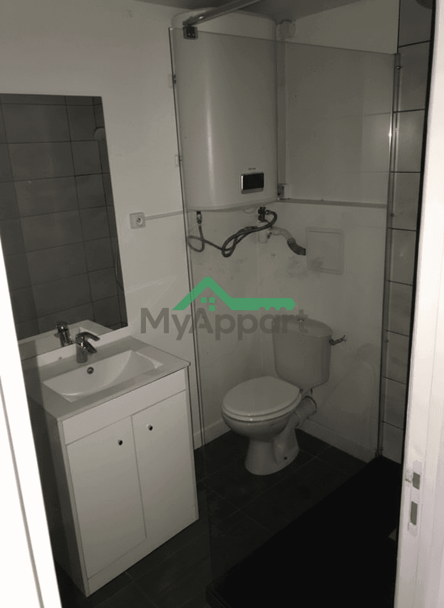 Studio à louer — photo 1