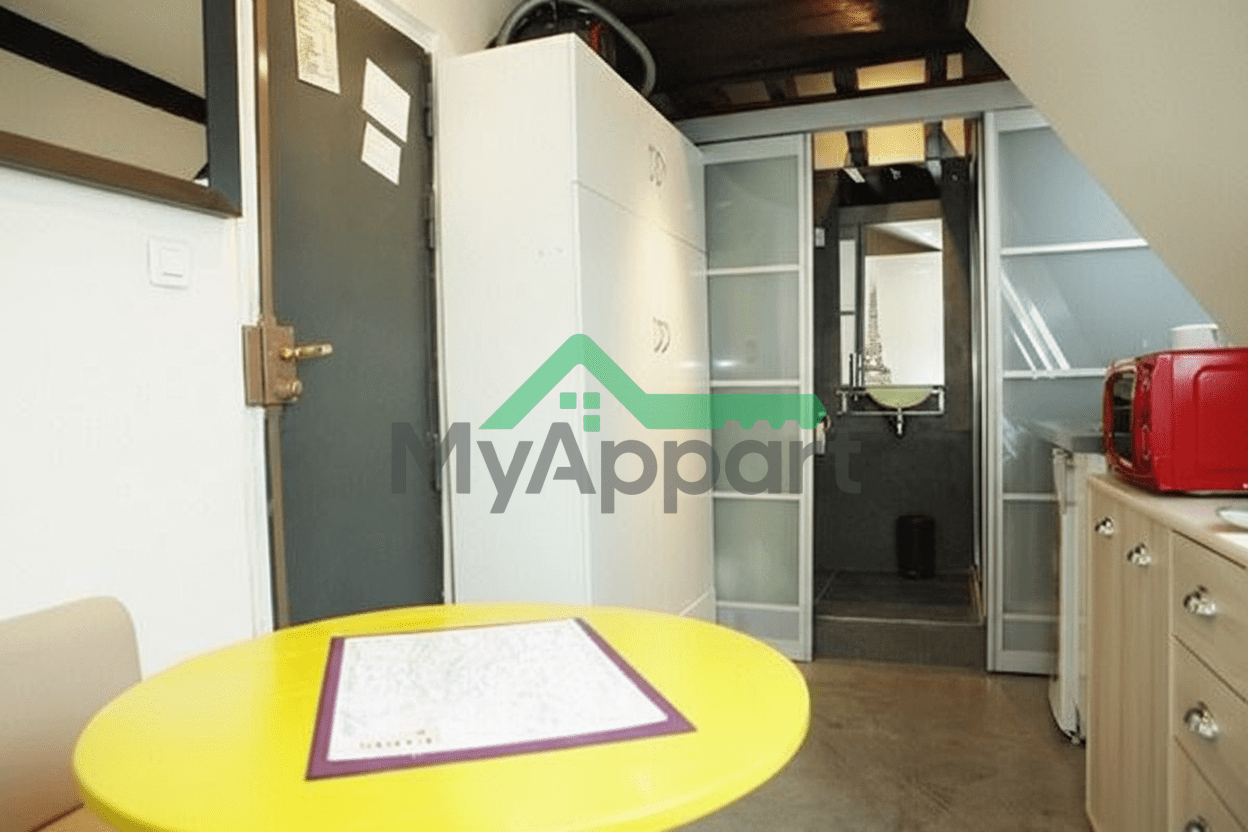 Location studio meublée — photo 1