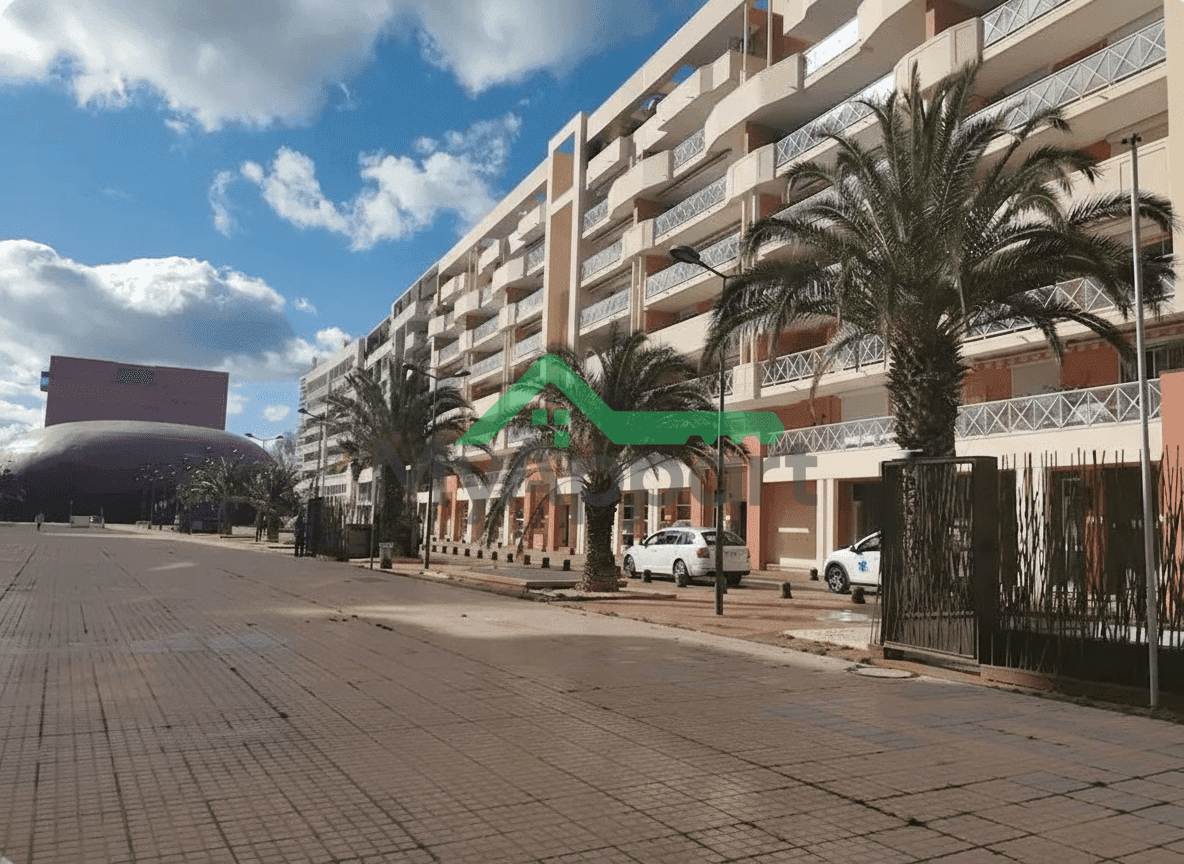 Théâtre de l Archipel avec terrasse — photo 1