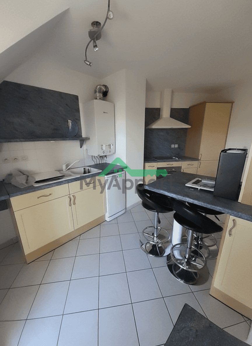 Appartement T4 80m2 parking cave — photo 1