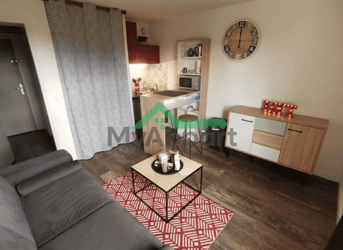 Studio 18m carré 300m gare — photo 1