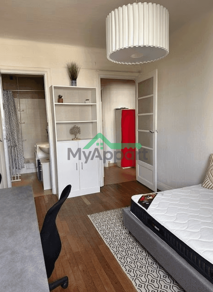 T 1 Meublé — photo 1