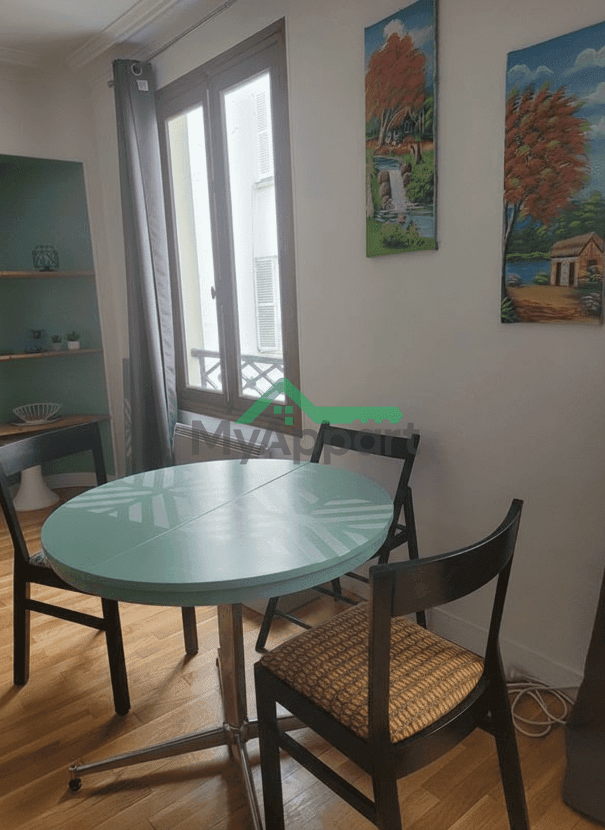 Meublé 37 m2 métro Grands Boulevards — photo 1