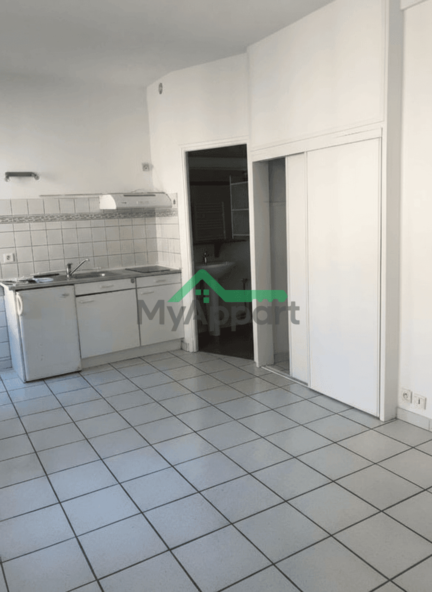 2 pièces plein centre ville peinture neuve — photo 1