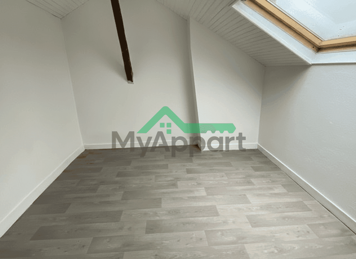 F2 à louer — photo 1