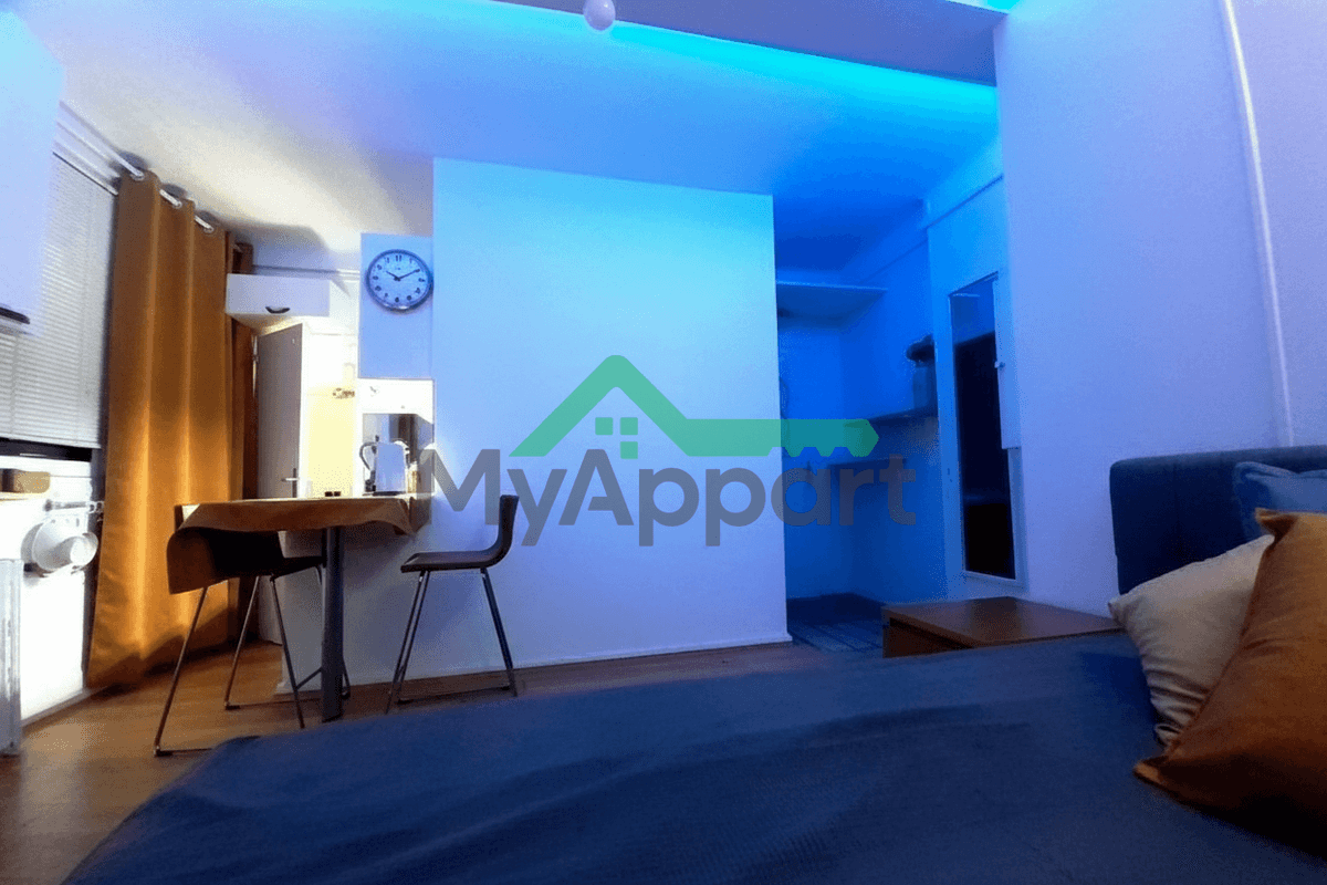 Studio 20m2 Paris centre 7eme bail étudiant — photo 1