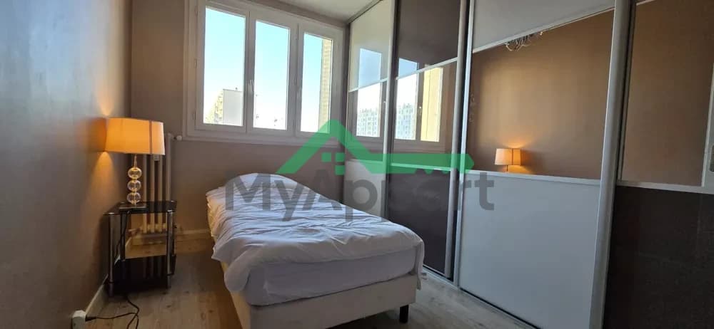 Appartement meublé Villeurbanne 3 pièce(s) 65 m2 — photo 1