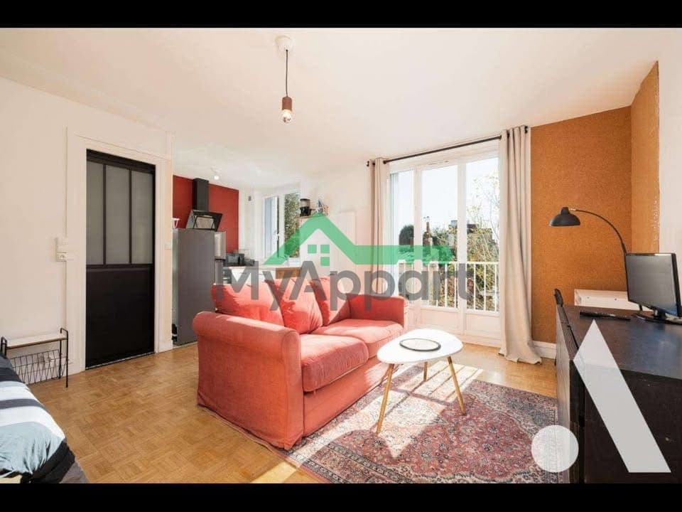 Type 1 d'environ 30 m² intégralement meublé. — photo 1