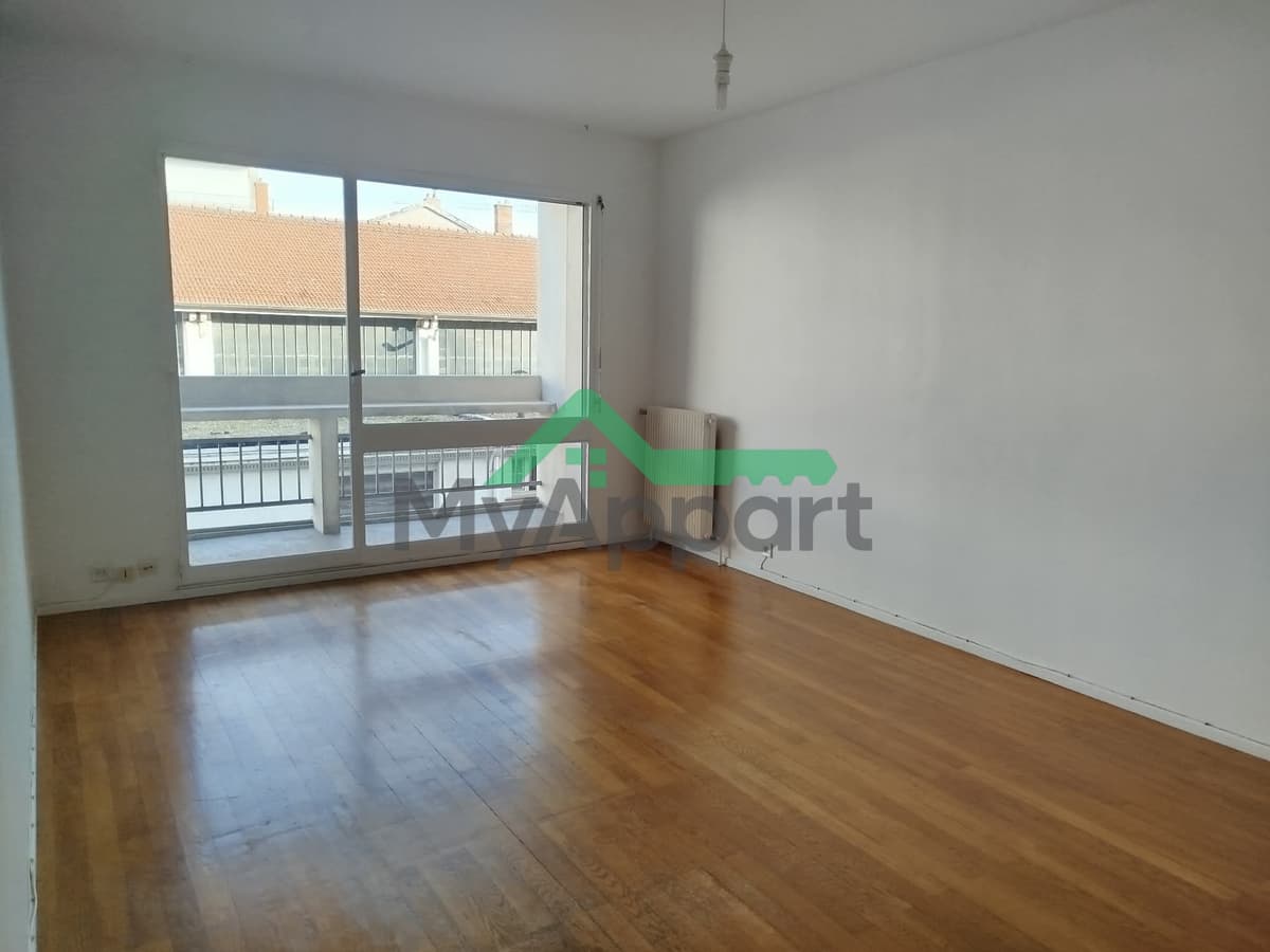 Grand 2 pièces terrasse à Lyon 7ème — photo 1