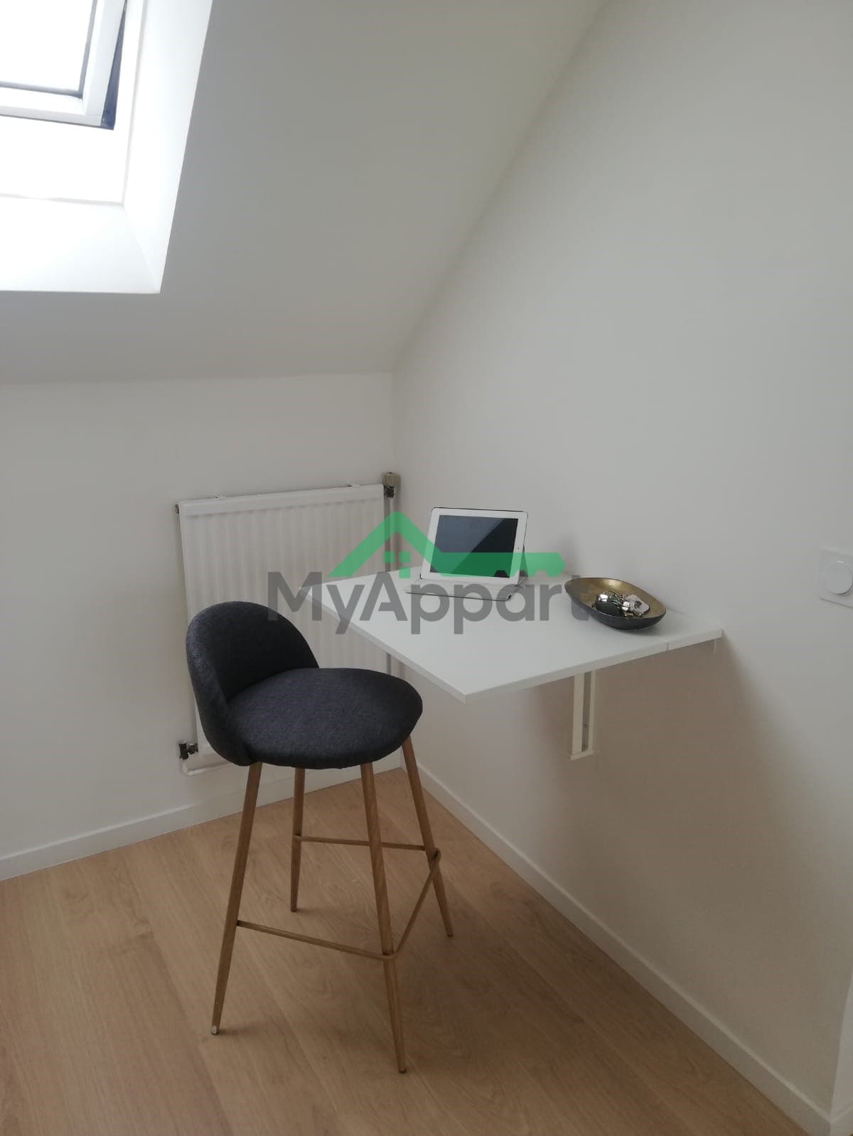 Charmant F1 entièrement équipé — photo 1