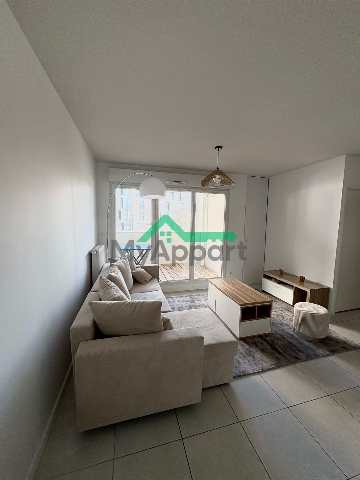 Appartement T2 - meublé (résidence récente) — photo 1