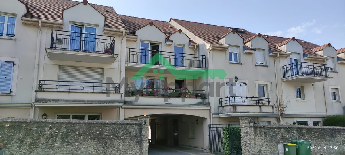 Studio 30m2 avec terrasse et parking - 695 euros CC - La Queue Les Yvelines — photo 1