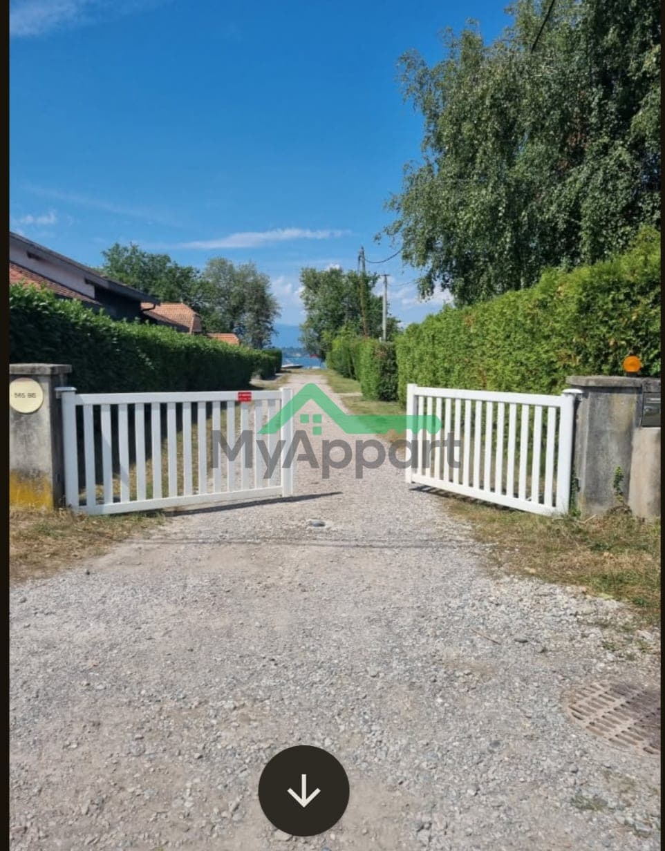 T2 AU BORD DU LAC LEMAN — photo 1