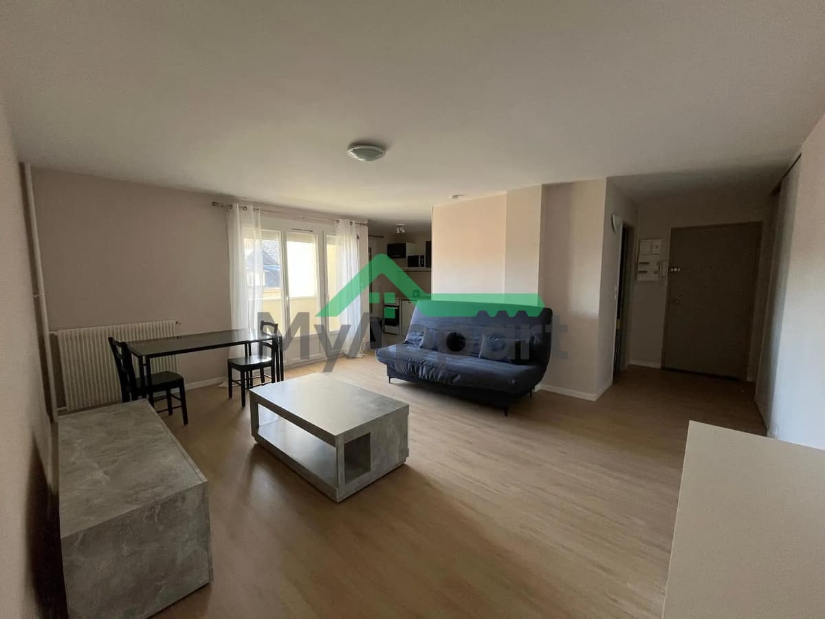 Studio quartier Chateaudun-Dunois — photo 1