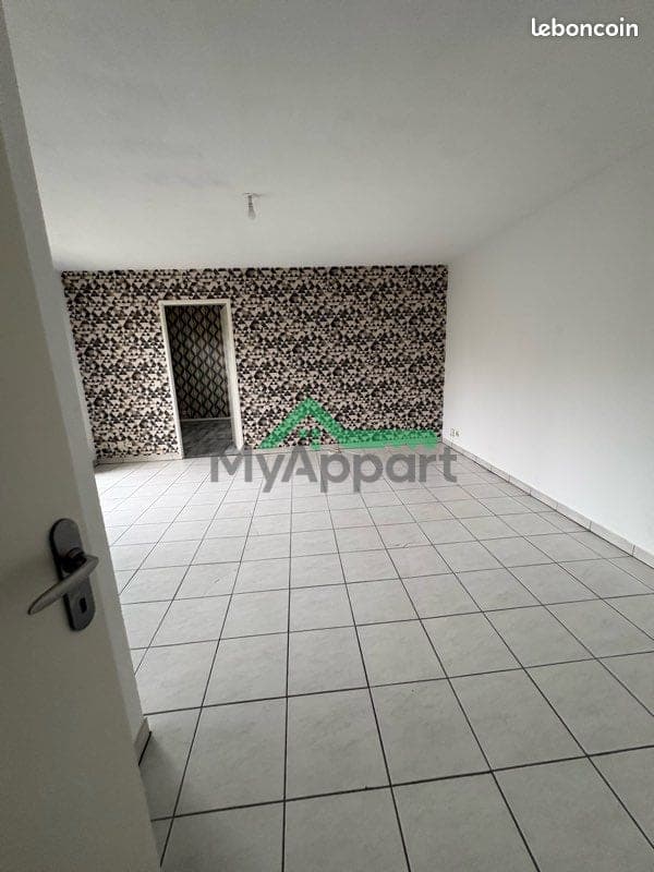 Location appartement T2 bis dans une résidence sécurisée à Tarbes — photo 1