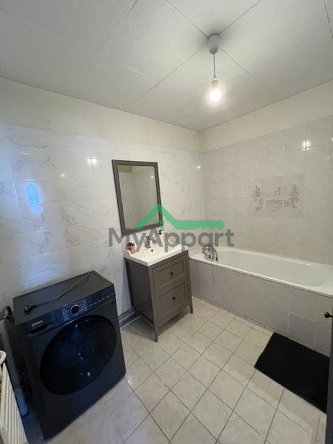 COLOCATION LUMINEUSE PRES DE CERGY PREFECTURE — photo 1