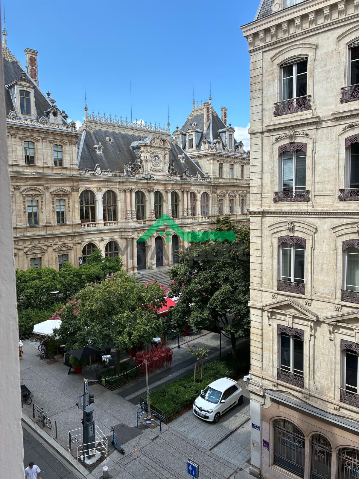 Colocation Haut de gamme - Chambre meublée à louer – Lyon 2 Cordeliers Immeuble Bourgeois situé rue de la Bourse — photo 1