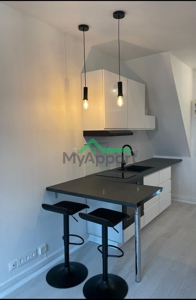 Studio 1 pièce 24 m² — photo 1