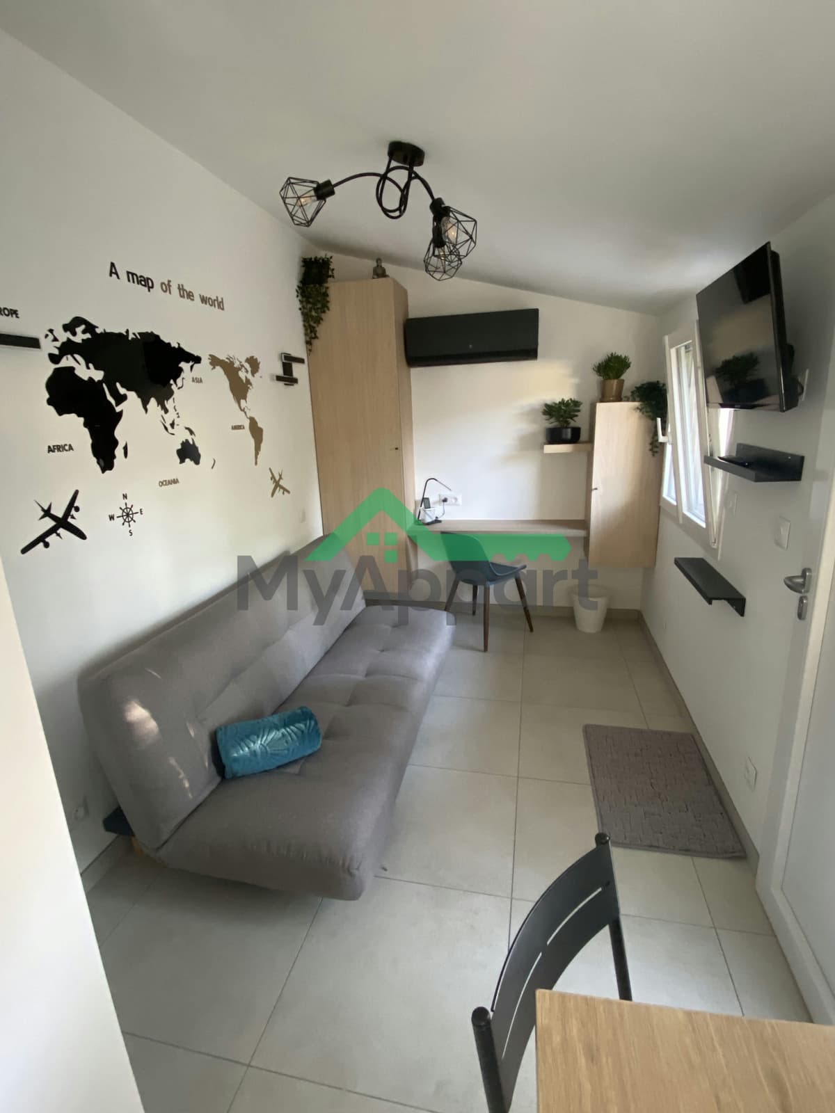 Location studio meublé 17 m² - Mantes la Jolie — photo 1