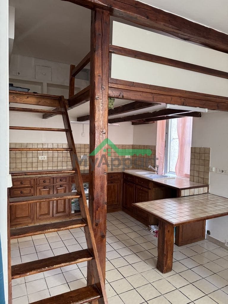 Studio 1 pièce 30 m² — photo 1