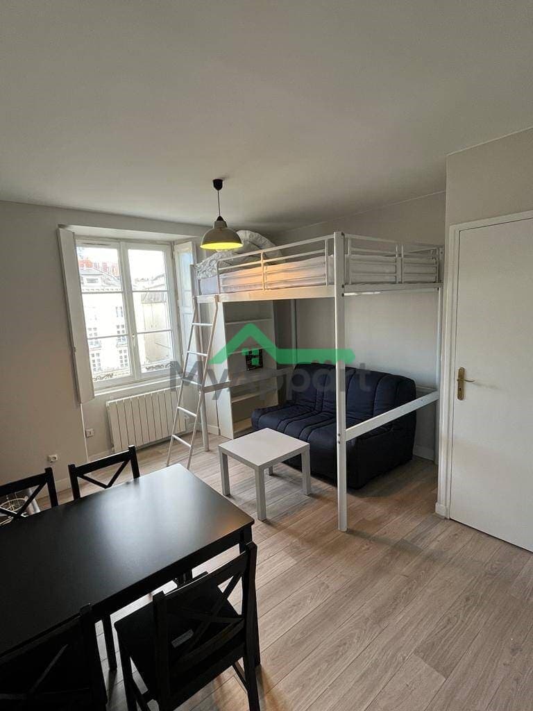 Studio 1 pièce 20 m² — photo 1