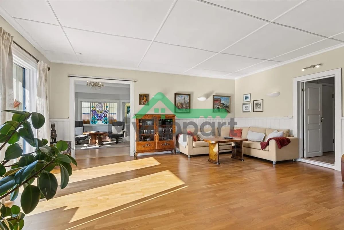 Maison 5 pièces 135 m² — photo 1