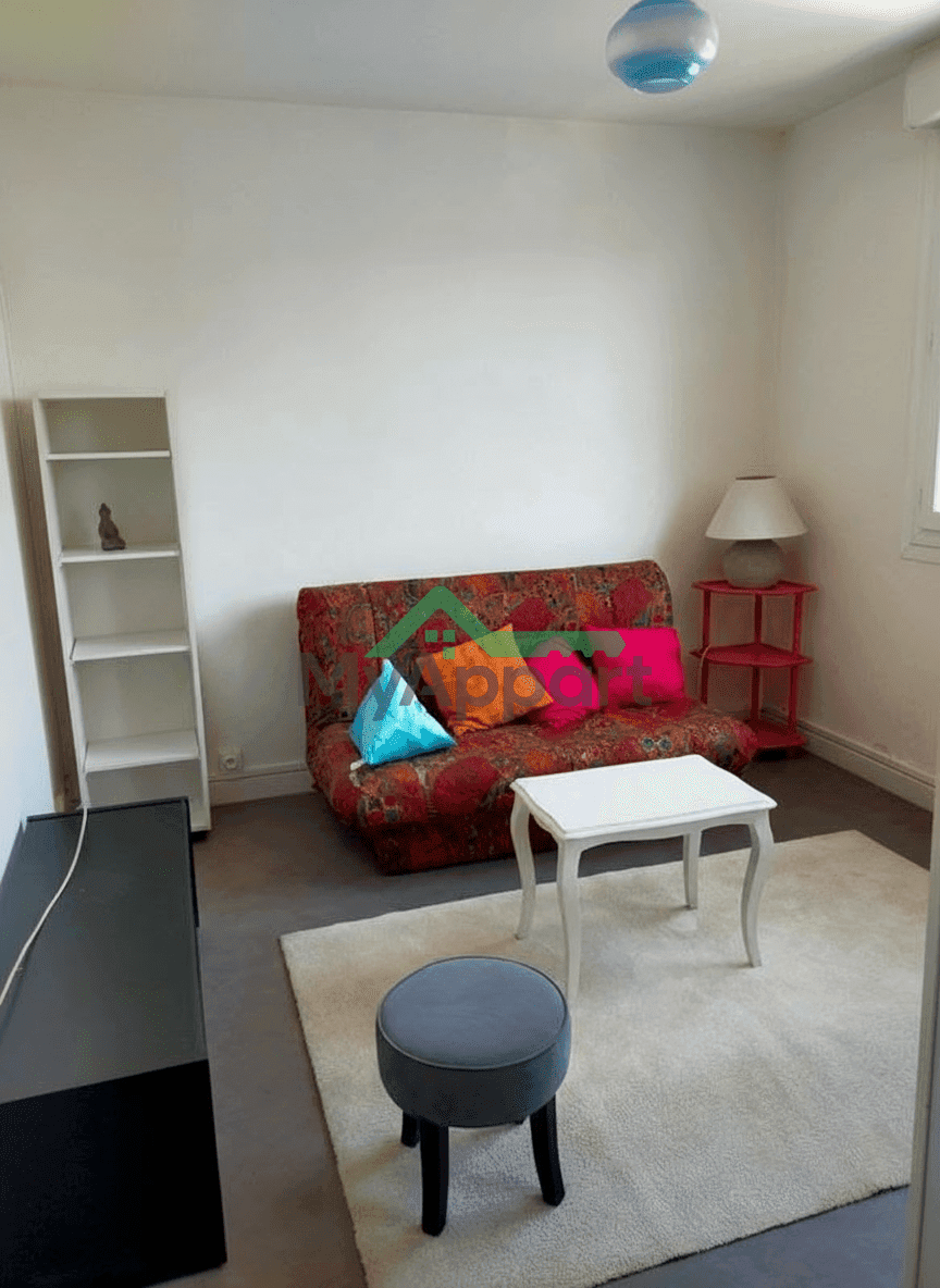 Location T1 meublé — photo 1